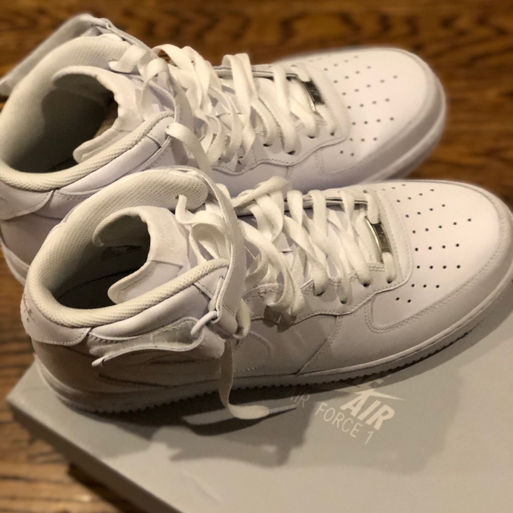 Mens size 11 Nike Air Force 1